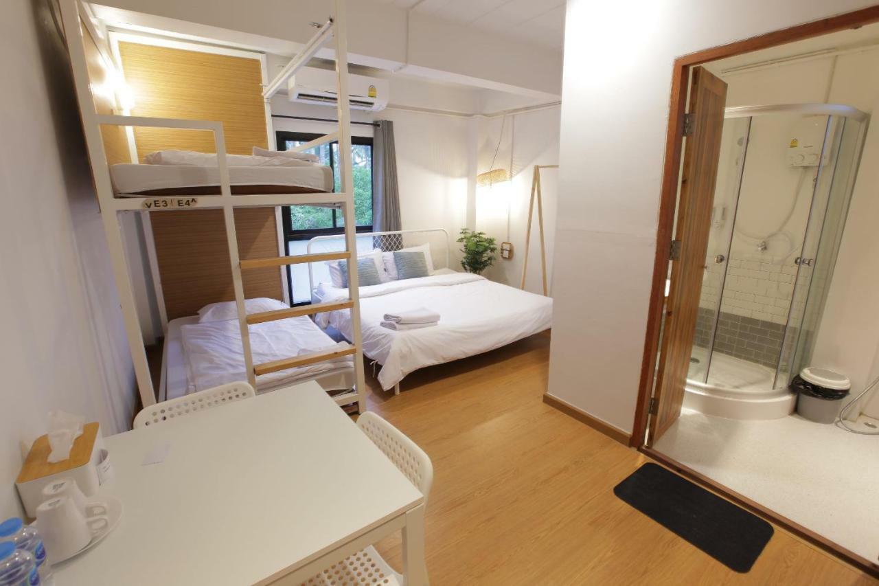 Hostel The Peace Damnoen Saduak Zewnętrze zdjęcie
